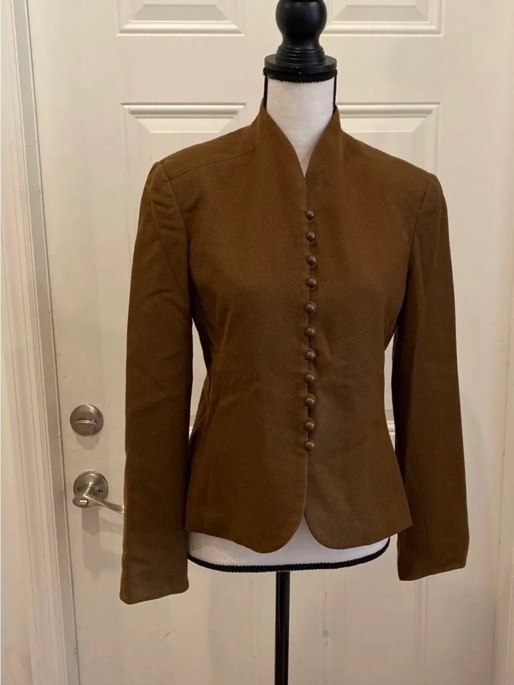 Albert Nipon Brown Fitted Button-Front Blazer